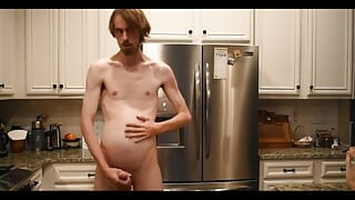 Akşam yemeğinden sonra yuvarlak karın