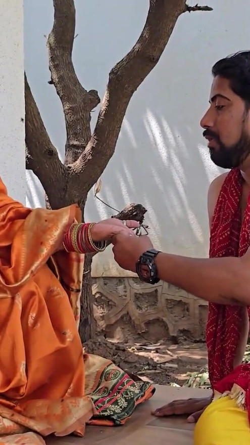 Indian Pandit fucked Bhabhi's pussy and ass | Clip 2