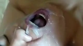 Мега сперма на большом лице