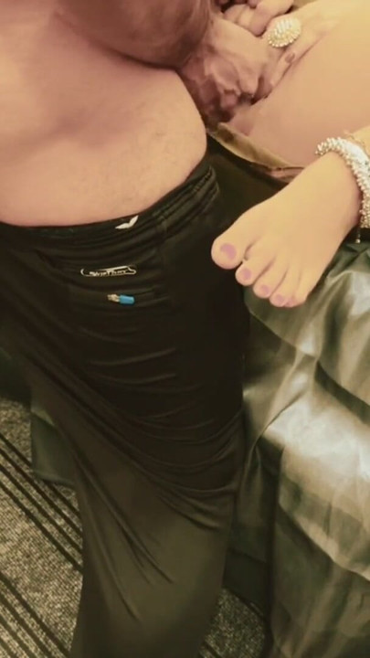 Bhabhi fudendo gostoso | Clipe 1