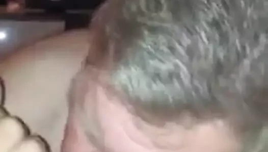 baba veren onun arkadaşı bir oral seks