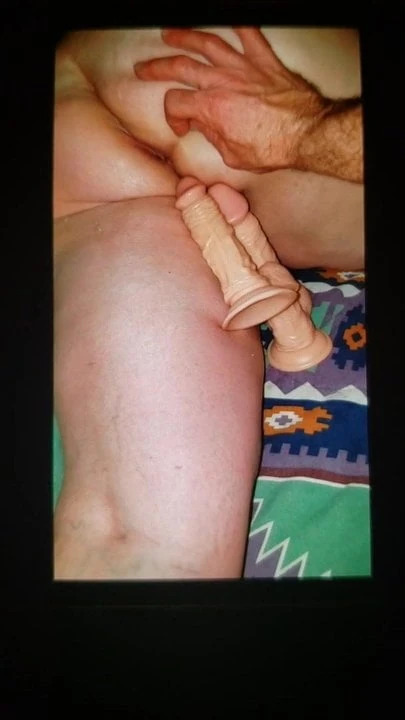 Awesome BBW takes abig dildo 2