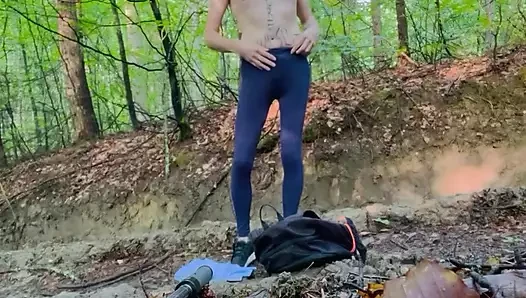PANTYHOSE AND LEGGINGS (XS) IN FOREST STRIP