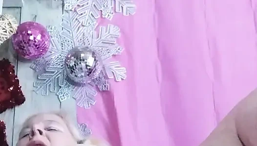 That Pussys Wet From Fingerman More Than She Can Stand