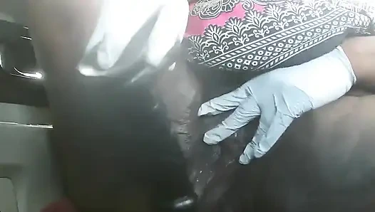 Arabamda dildoyla mastürbasyon