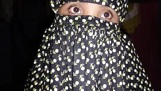 I fucked my older stepsister while she was wearing a hijab.