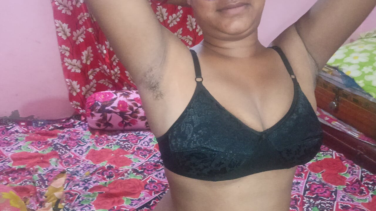 Meu pênis grosso na buceta apertada da dona de casa indiana Rita Kaki