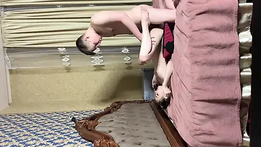 Она позволила себе не сдерживать Sheer MisssVikki