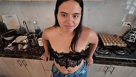 STEPMOM WANTS TO FUCK IN THE KITCHEN CUMSHOT IN MOUTH