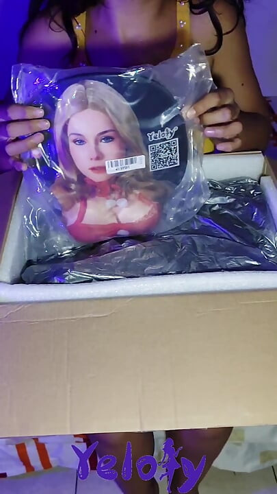 Yeloly - I Have a Threesome with My New Sex Doll - Cumshot