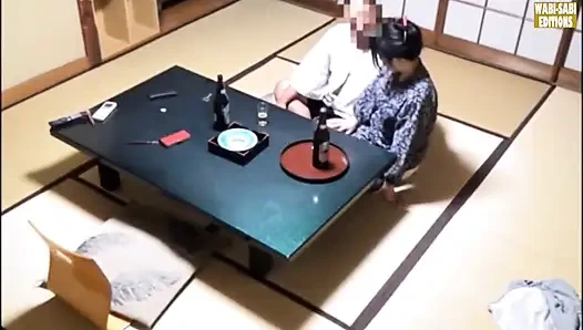 Rayuan bahenol pelayan pemandian air panas ini dientot habis-habisan di kamar pribadi -adegan.1