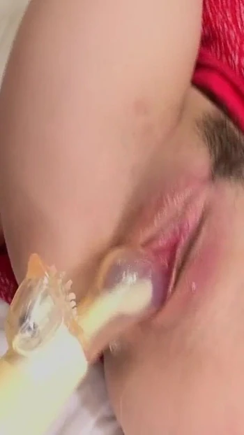 Must-see moment from "Hardcore Dreier die Junge Thai Explodiert"
