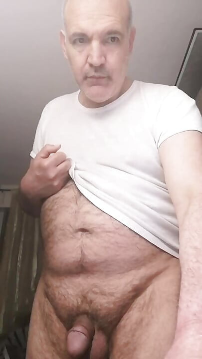 이탈리아 아침에 온라인 포르노 쇼!