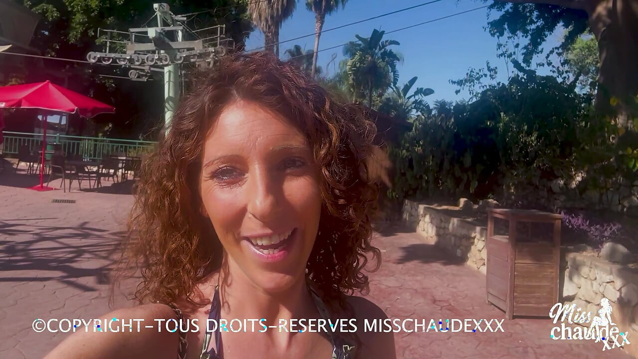 Misschaudexxx, אני מוצץ ומזדיין ברכבל