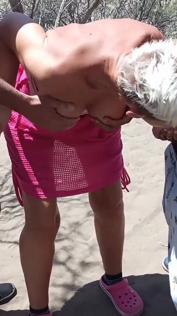Moment epic din "CoraBitch în dunele din Maspalomas în Gran Canaria"