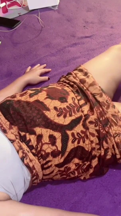 Lucky masseuse, gets a woman with big | Clip 1