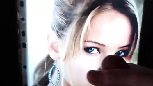 Jennifer Lawrence'a saygı duruşu