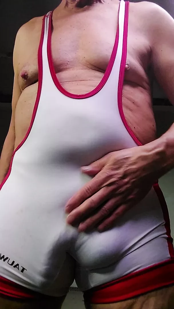 Singlet exercise
