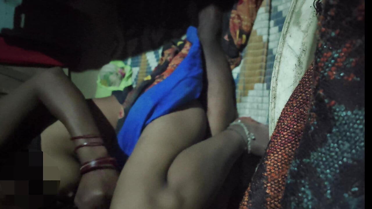 Sundar bhabhi ji ko mms banai ki kale land se
