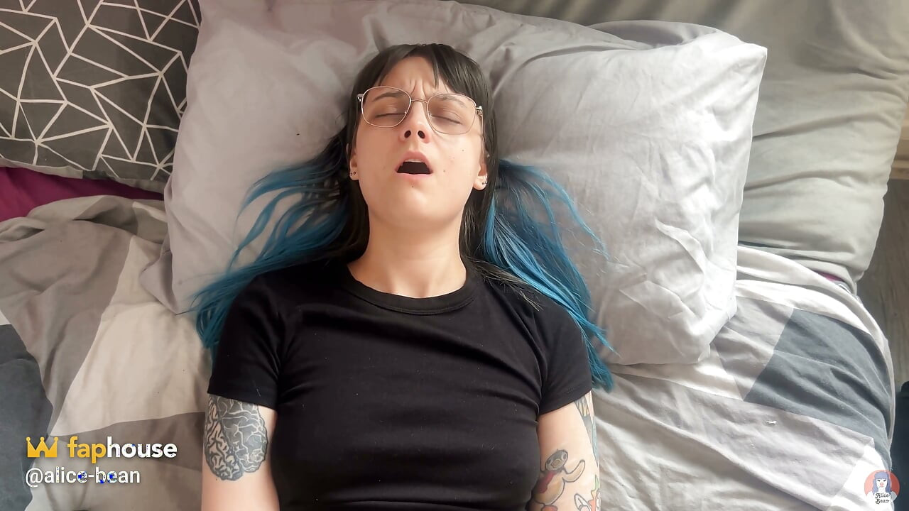 Making Alice Orgasm