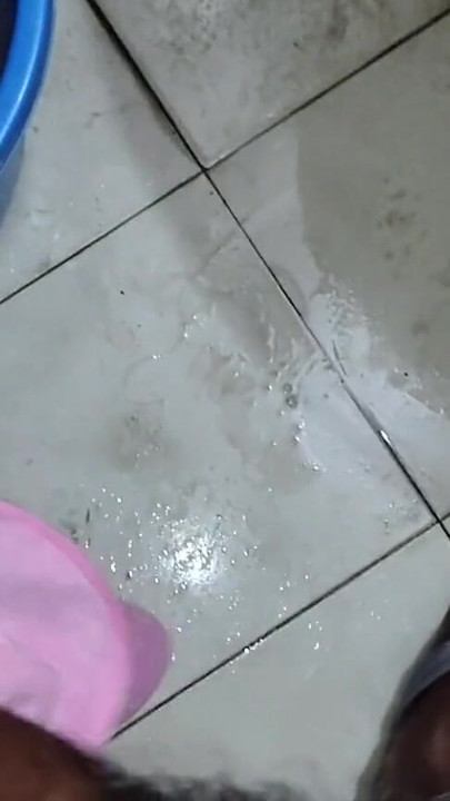 Дезі ladka gaon ka гей ванна кімната mein друг робота | Кліп 1