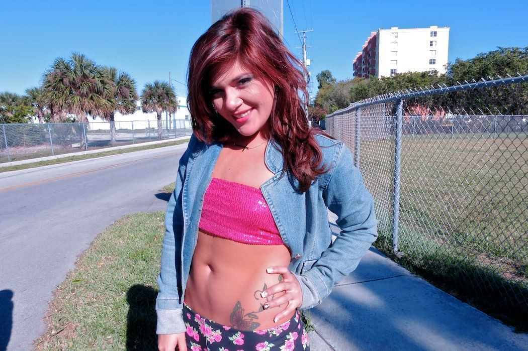 Petite Latina Fucked By Neighbor While Out Skating