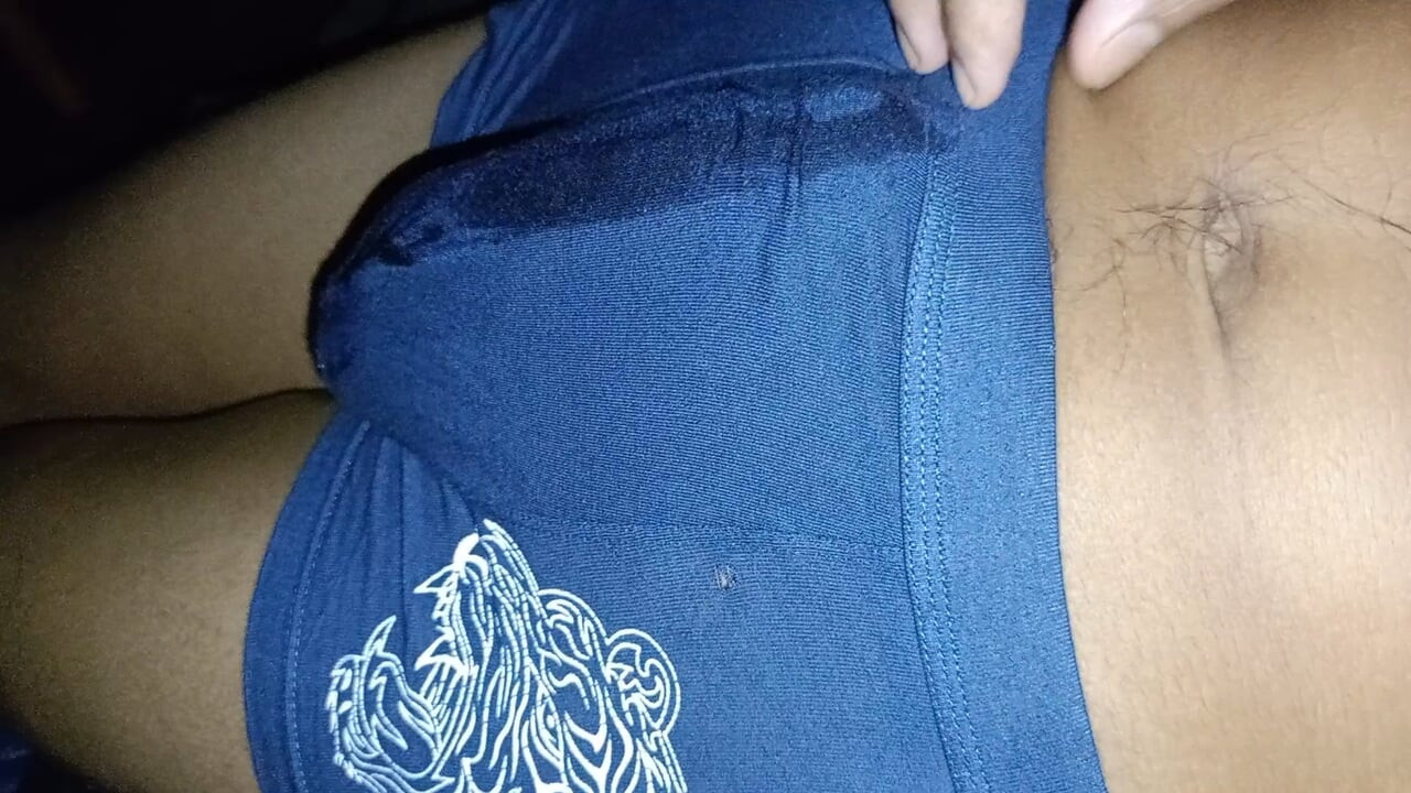 Boy masturbating part(1)
