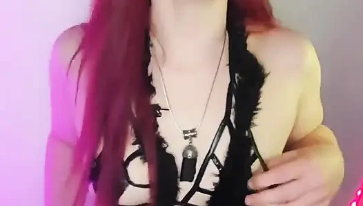 Gauchi-vampira lagi ngidam kontol