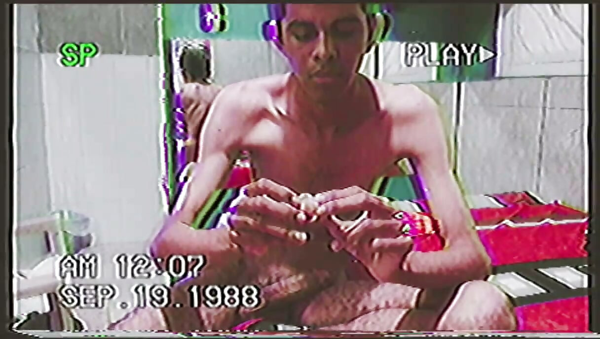 Chico explains how to put on a condom (Unreleased Video year 1988)
