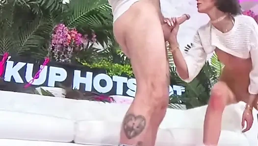 Doggystyle-action mit christina sage treibt bryan Insane!