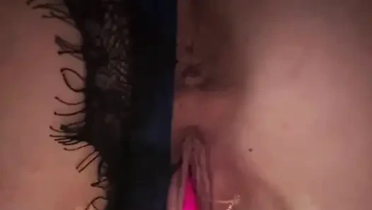 Jucielussie dudukin wajahmu dan masturbasi