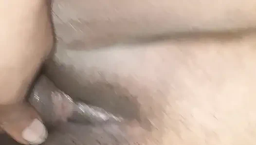 Хардкорная подруга трахается в порно