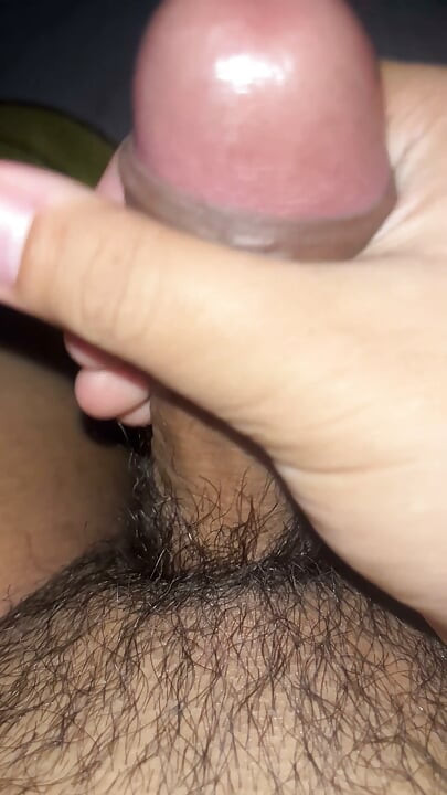 Big cock This young man chindo masturbates his pussy cum toy a lot and delicious