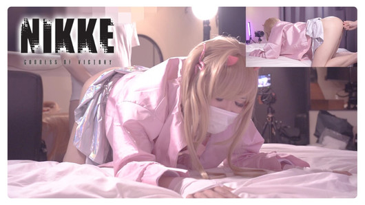 Nikke, sexy Viper cosplayer wordt geneukt, Aziatische Hentai Crossdresser cosplay shemale 8