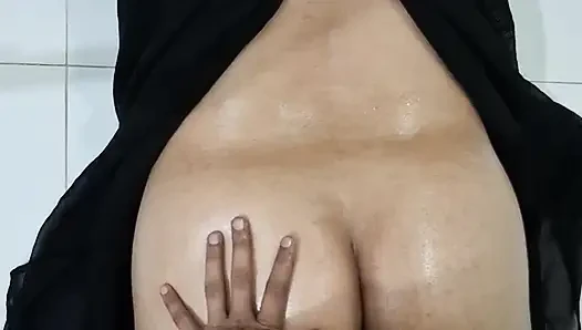 I just asked my boyfriend to give me a massage