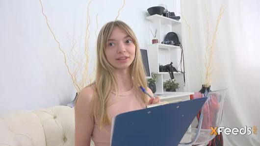 Blonde babe agrees to her first anal sex at a casting