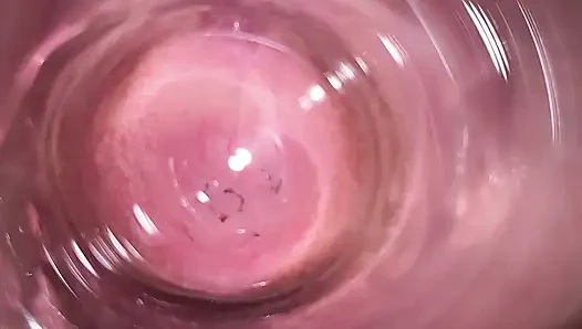 Kamera jauh di dalam memek krim remaja Mia