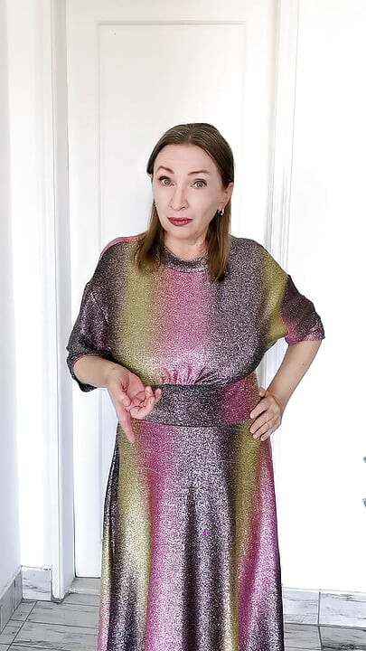 Nenek semok yang hot tahu cara mempercepat meninggalkan rumah