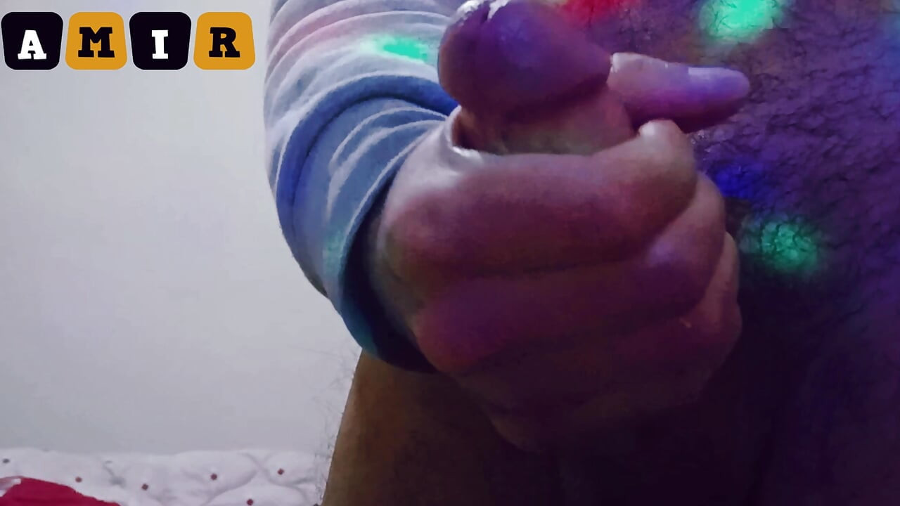 Yalnız erkek edepsiz konuşma mastürbasyonu - büyük kıllı yarak, inleme, titreyen orgazm ve büyük boşalma - fap2it
