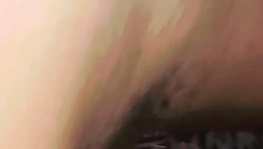 Aku nyepong kontolku sampai tenggorokan!!