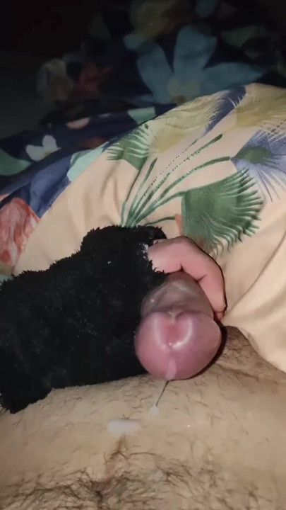 Late night cumshot closeup