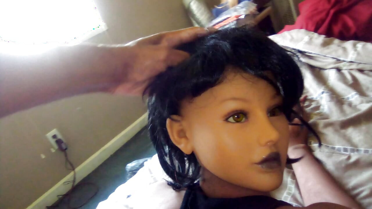 Part two - Big ol' Brown, Buffalo, Booty-Cheeks! (YL158 doll)