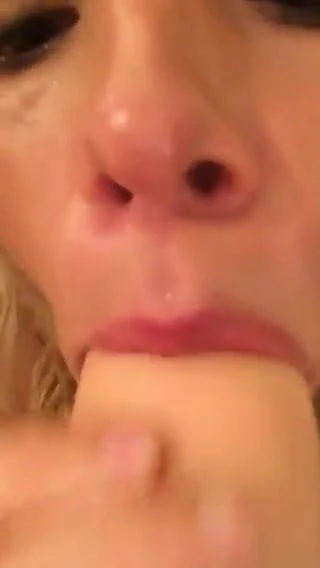 Der get big dick on mouth