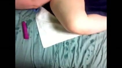 Plumper squirts herself