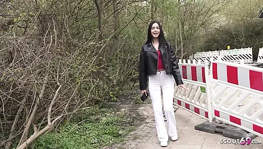 GERMAN SCOUT - Schlanke Junge Latina Kubera Fortuna beim ersten Porno Casting AO gefickt