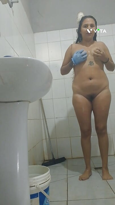 O baie delicioasă cu vecina mea cu care am ajuns