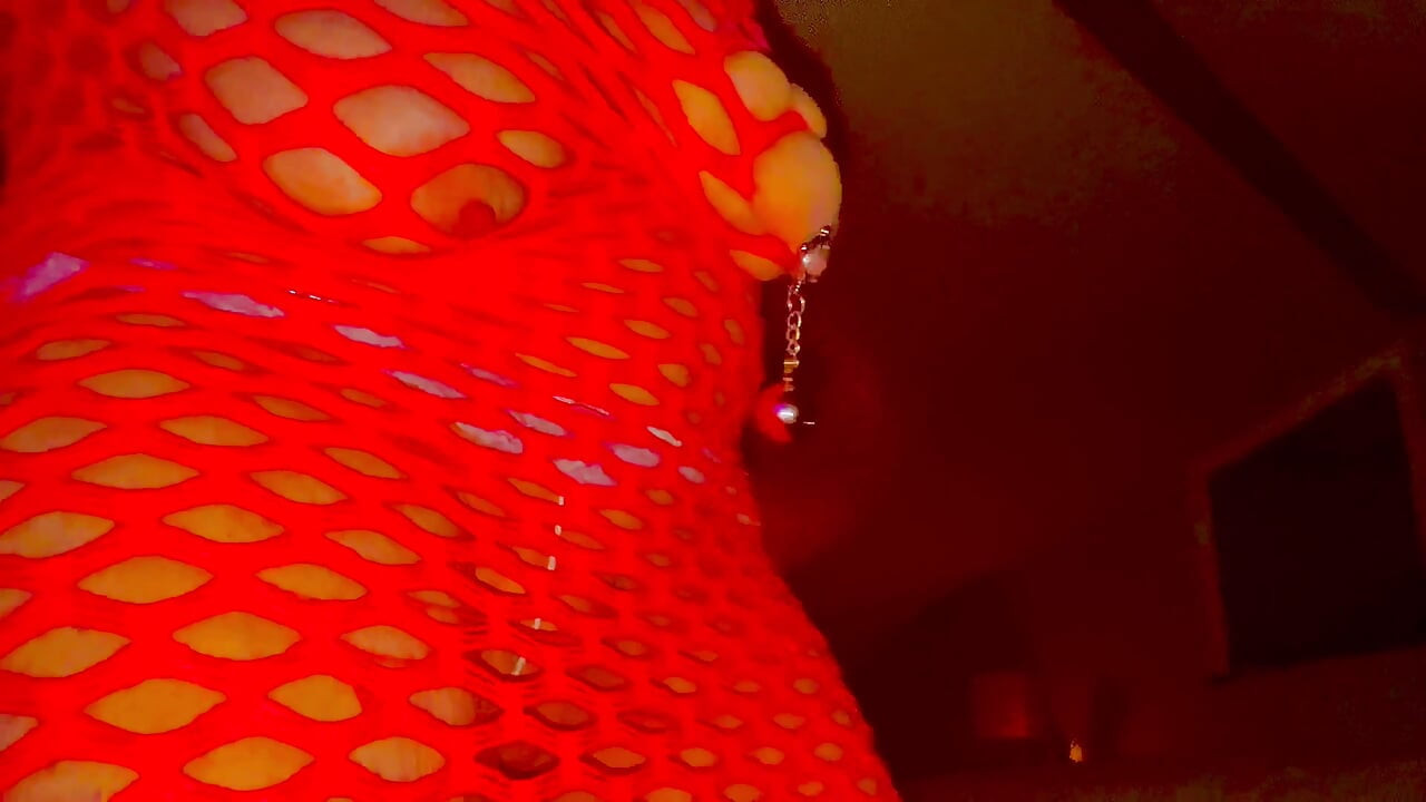 Mrs Kitty เป็นทาส BDSM
