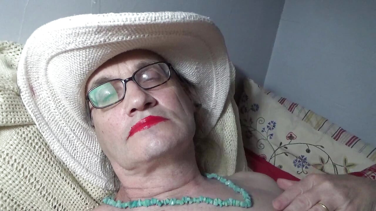 Old crossdresser Serge Ave-Lusin. 2026j
