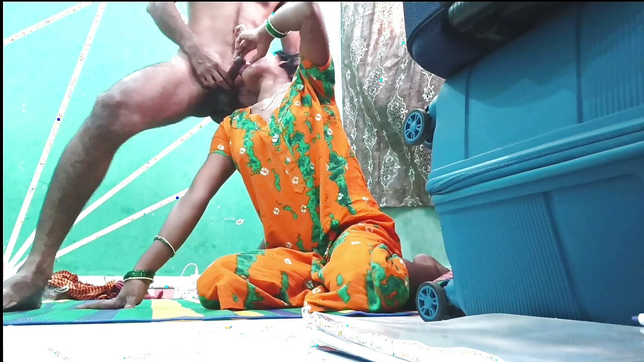 Hot Indian Teacher Gives Special Lesson to Student