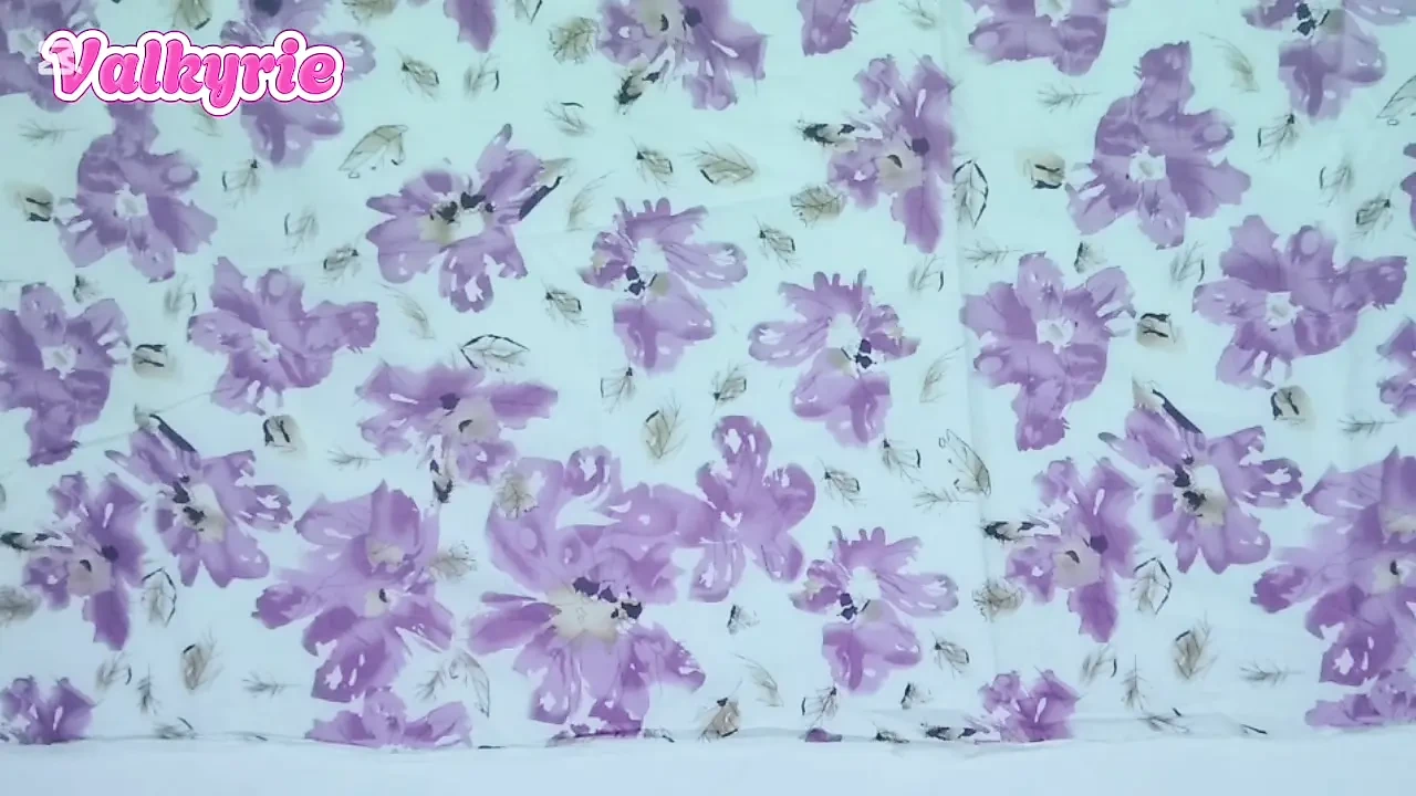 Beautiful chubby deep throat sucker